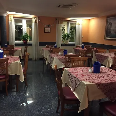 & Restaurant Garda Hotel 3*