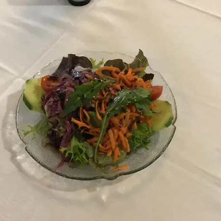& Restaurant Garda 3* دارمشتاد
