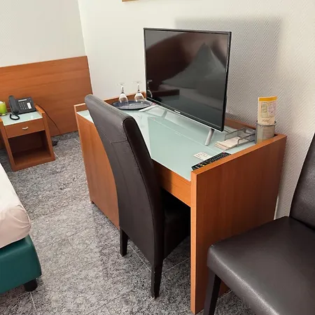 & Restaurant Garda Otel