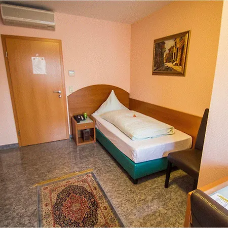 Otel & Restaurant Garda