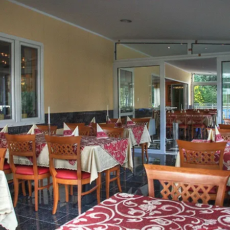 & Restaurant Garda Otel Darmstadt