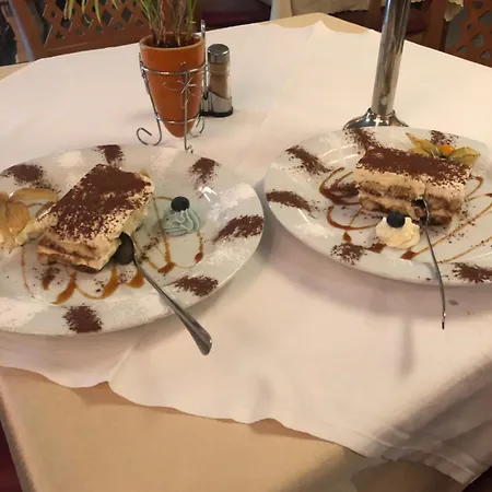 Otel & Restaurant Garda