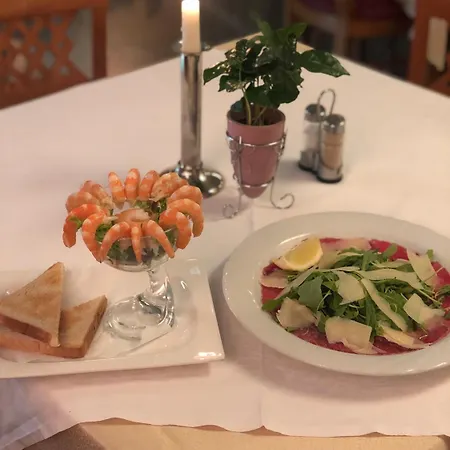 & Restaurant Garda Otel Darmstadt