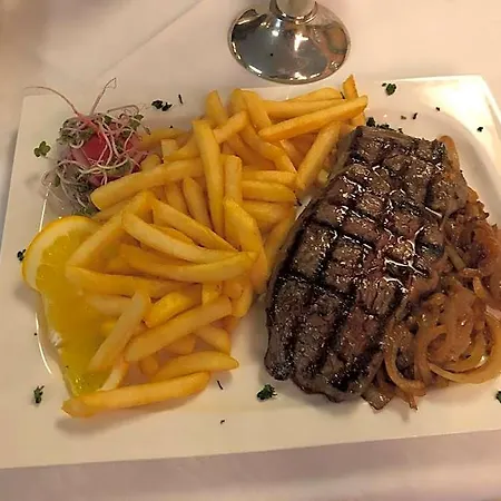 ホテル & Restaurant Garda 3*